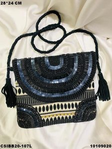 กระเป๋าลูกปัด Banjara Boho สุดพิเศษ | กระเป๋าคาดลูกปัดแฮนด์เมดสำหรับผู้หญิง - Product Image 4