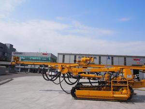 WT200E-DTH Pneumatic Crawler Drill - Product Image 3