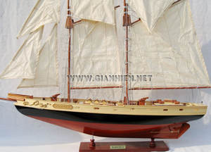 BLUENOSE II Maquettes de bateaux en bois laqué de haute qualité Artisanat du Vietnam Livraison rapide Cadeaux de fantaisie - Product Image 3