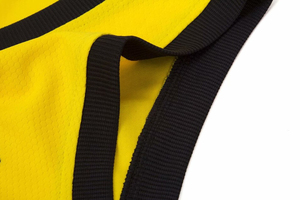 Uniforme de baloncesto deportivo para hombre amarillo 100% poliéster transpirable y de talla grande nuevo diseño OEM al por mayor - Product Image 5