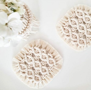 Handmadeผ้าฝ้ายด้ายถักCoastersสำหรับตกแต่งโต๊ะ - Product Image 1