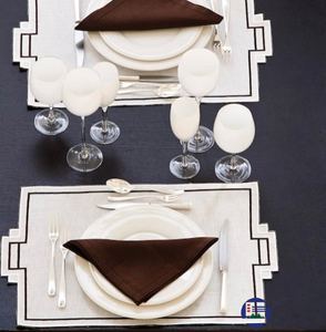 Napperon carré brodé à la machine, tissu en lin pur, taille 38x48 cm - Product Image 1