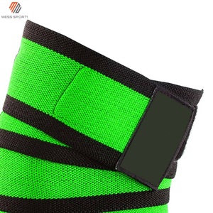 Genouillère ajustable en néoprène rayée vert-noir respirante avec fermeture auto-agrippante unisexe pour l'entraînement musculaire et la musculation - Product Image 4