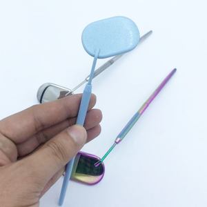 Espejo de maquillaje de acero inoxidable personalizable, espejo de extensión de pestañas cuadrado y ovalado con logotipo personalizado - Product Image 2