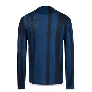 Camiseta de manga larga para hombre, azul, con efecto tie-dye, de algodón 100%, 240 GSM, venta al por mayor OEM. - Product Image 2