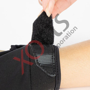 Gants de football américain Ultra Grip de haute qualité fabriqués en usine avec poignées Prix économique en gros Tailles pour jeunes et adultes - Product Image 5