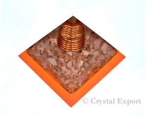 Comprar en línea de Reiki terapia orgonita pirámide con cuarzo rosa: Reiki, terapia orgonita pirámide con cuarzo rosa para venta - Product Image 1