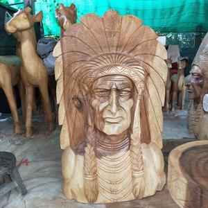 Sculpture de Cowboy indienne, bois - Product Image 5
