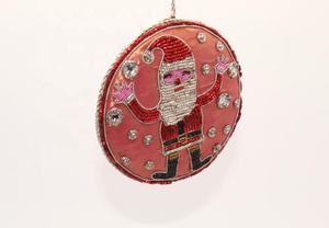 Adorno de árbol de Navidad con forma de Papá Noel de alta calidad, accesorio decorativo étnico hecho a mano en rojo Premium a precio Premium - Product Image 4