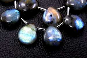 Haute qualité 16 pièces bleu feu naturel Labradorite pierres précieuses lisse poire forme Briolette perles pour la fabrication de bijoux - Product Image 4