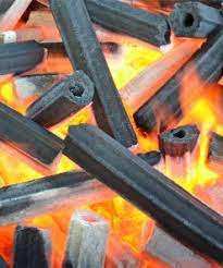 Briquetas de Carbón Vegetal para Barbacoa Golden Flame de Primera Calidad - Product Image 3