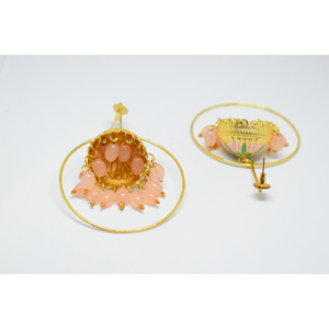 Boucles d'oreilles pour femmes et filles, partywear meenakari, fait à la main, finition mate dorée, long clou en laiton, anneau jhumka - Product Image 4