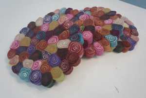 20 cm Multicolor Wool Felt Handmade Roll <b>Trivet</b> Multifunction <b>Kitchen</b> Decor and Hotpad for Home Decor - Product Image 2