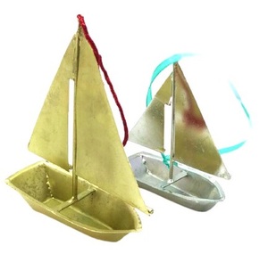 Bateau décoratif de noël en métal doré et nickel, ornement suspendu, décoration d'arbre, TABLE de maison, utilisation MINIATURE, 1 pièce - Product Image 1