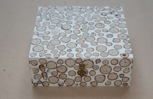 Caja de joyería con incrustaciones de resina decorativas - Product Image 6