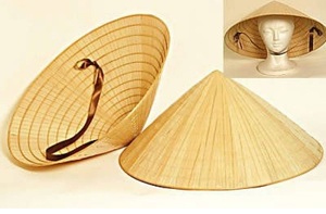 Sombrero Cónico de Hoja de Palma de Bambú Vietnamita, Sombrero Cónico Vietnamita, Accesorio y Símbolo Nacional de Vietnam - Product Image 4