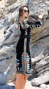 Vestido de terciopelo bohemio vintage con cuello mandarín, bordado a mano Aari, talla grande, de la mejor calidad, con encaje y borlas, para adultos. - Product Image 6