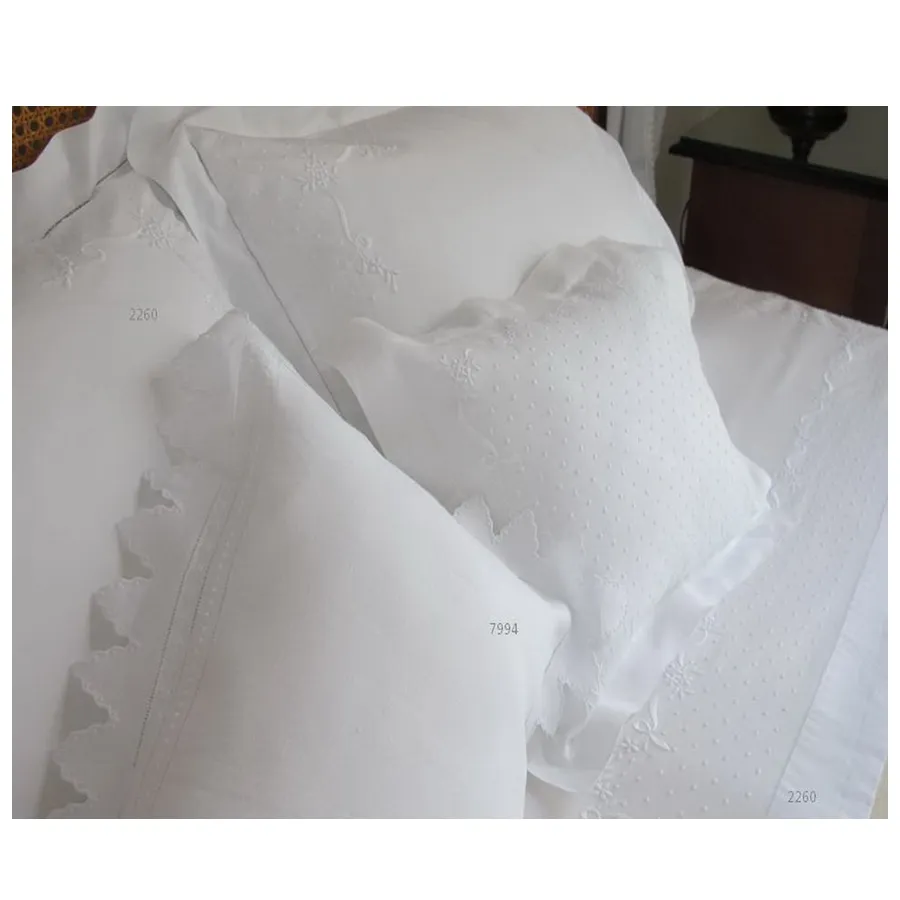 hand embroidery bedding set,duvet cover set 100%cotton Quang Thanh hand embroidery QTB93