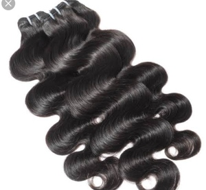 Extensions de cheveux humains vierges indiens Remy de qualité supérieure avec texture ondulée soyeuse pour une élégance stylée - Product Image 2