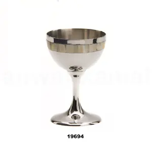 เครื่องดื่มGoblet Barwareถ้วยทองเหลืองเงินแว่นตาไวน์เงิน