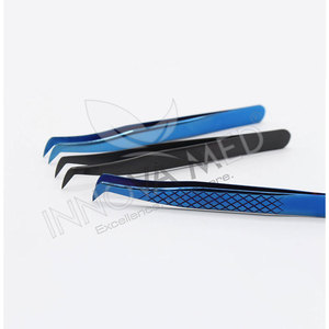 Pinzas de extensión de pestañas de volumen de acero inoxidable con agarre de diamante con logotipo personalizado OEM Etiqueta Privada puntiaguda de colores negros ecológicos - Product Image 5
