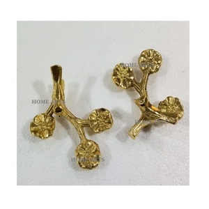 Lot de 2 poignées de plateau en aluminium de couleur or avec forme personnalisée et lavables au lave-vaisselle de qualité commerciale pour les restaurants traiteurs - Product Image 3