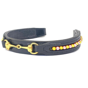 Banda de cuero para cejas de caballo, hecha a mano, de cuero negro, inglés, cosida y decorada con cuentas Rosas y doradas, y deflector de latón pesado entre - Product Image 1