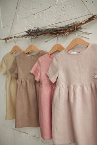 Robe de bébé élégante de créateur 2021 personnalisable en taille et en couleur robe pour enfant à manches courtes - Product Image 2