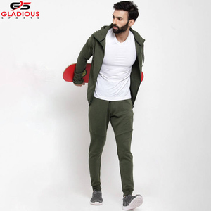 Vêtements de sport de créateur pour hommes Survêtement élégant à capuche Survêtement avec logo personnalisé pour hommes Survêtement personnalisé de marque complète - Product Image 3