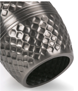 Table d'appoint élégante en métal, parfaite pour les salons, les chambres ou les patios, ajoute style et fonctionnalité à n'importe quel espace - Product Image 4