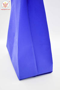 W-Cut gère les sacs non tissés pour les supermarchés fabriqués directement au Vietnam - Product Image 4