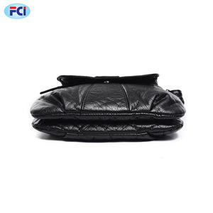 กระเป๋าถือหนัง PU นิ่มสำหรับผู้หญิงแบรนด์ดีไซเนอร์กระเป๋าสะพายข้างพร้อมซับในผ้าฝ้ายสำหรับเดินทางสไตล์ผู้หญิง - Product Image 4