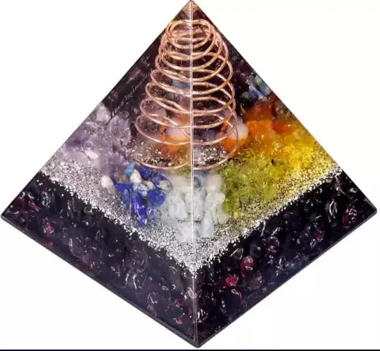 Granaat Orgone Piramide/Genezende Chakra Orgeniet Piramide Groothandel