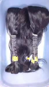 100% Extensiones de cabello crudo indio Cabello humano natural de calidad con textura ondulada Sin procesar y buena textura - Product Image 3