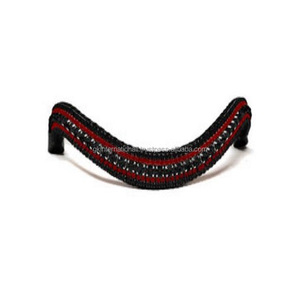 Bande de sourcil de cheval en cuir italien noir grain supérieur fait à la main conçue avec 5 rangées de chaîne en métal de petits cristaux noirs et rouges - Product Image 3