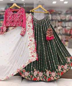 Dernière Collection de Créateurs Brodé Coloré Travail Manuel Lehenga Choli avec Blouse Vêtements Traditionnels Personnalisés Vente en Gros Ethnique - Product Image 6