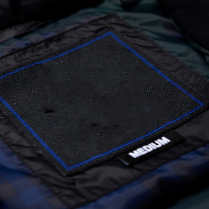 Chaqueta acolchada negra de invierno informal inteligente para hombre, cuello levantado con cremallera, tela de lana, servicio OEM hecho en Pakistán - Product Image 5