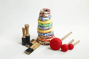 Ensemble de bols chantants en bronze 7 chakras |   Bol chantant tibétain en fonte sculptée imitation antique fait à la main pour la guérison sonore - Product Image 4