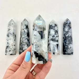 Piedra de Luna de arcoíris de cristal, OBELISKS, lápiz de piedra lunar pulido, arcoíris, con torre de punto de FLASH azul - Product Image 3