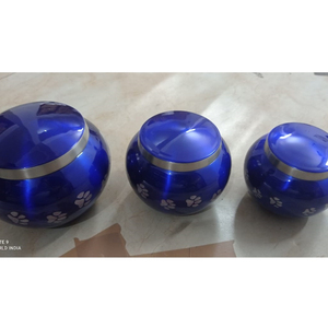 BRASSWORLD INDIA Urna de cremación de metal de estilo americano Latón azul con pata de mascota dorada Suministros funerarios - Product Image 1