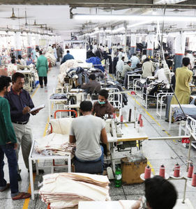 Customized Logo Printing <b>Sweat</b> Pants <b>Shorts</b> Wholesale Heavy Cotton <b>Shorts</b> For <b>Women</b> | Comfortable Yoga Fitness <b>Shorts</b> - Product Image 5