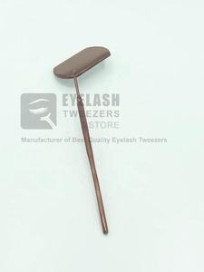 แหนบขนตาปลอมทำจากสเตนเลสสีโรสโกลด์ - Product Image 3