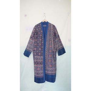 Veste Kimono Kantha en coton matelassé à fleurs Lignes cousues à la main Peignoir de bain à séchage rapide Robe de chambre Vêtements de plage d'hiver Style élégant - Product Image 2