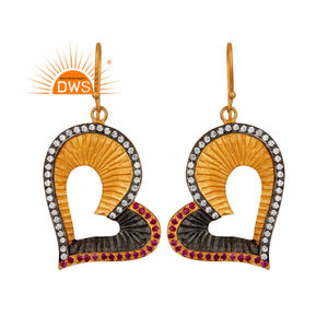 ล่าสุดการออกแบบแฮนด์เมดธรรมชาติสีแดงเพทายและ CZ พลอยหัวใจออกแบบห้อยต่างหูสำหรับผู้หญิงแฟชั่นเครื่องประดับผู้ผลิต - Product Image 1