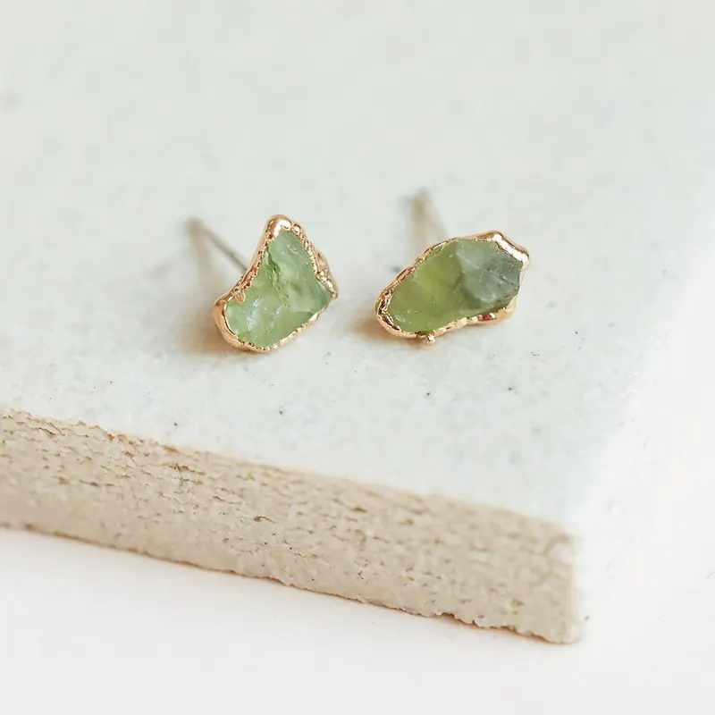 Pendientes minimalistas de piedras preciosas, peridoto verde Natural y amatista, pendiente de poste de acero inoxidable