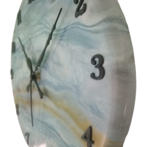 Reloj de pared con temática de playa, regalo único para madre, padre, pescador, Océano cortado con números, decoración pequeña - Product Image 1