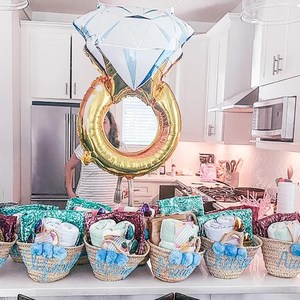 Sac de plage tendance personnalisé fait main, sac pour la fête nuptiale - Product Image 1