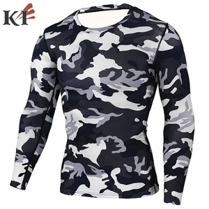 KEVEN IMPEX KI-CS-9802 เสื้อแขนสั้นคอกลมสำหรับผู้ชาย ลายพรางเต็มตัว พิมพ์ลายด้วยความร้อน ผลิตจากโพลีเอสเตอร์/สแปนเด็กซ์ แบบรัดรูป - Product Image 4