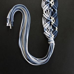 Cinturón de macramé hecho a mano Happiness - Product Image 1