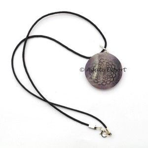 จี้หินกึ่งมีค่าสลักสัญลักษณ์จักระมงกุฎซื้องานฝีมือแท้ - Product Image 1